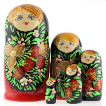 Матрёшка 5 мест светловолосая-ягоды черный сарафан
